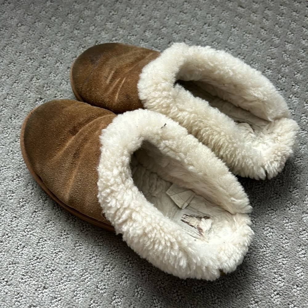 Ugg slippers